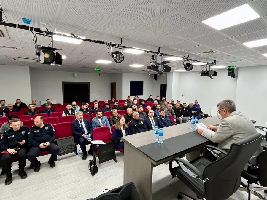 Kahvehane İşletmecilerine Tütün Denetimi Bilgilendirmesi