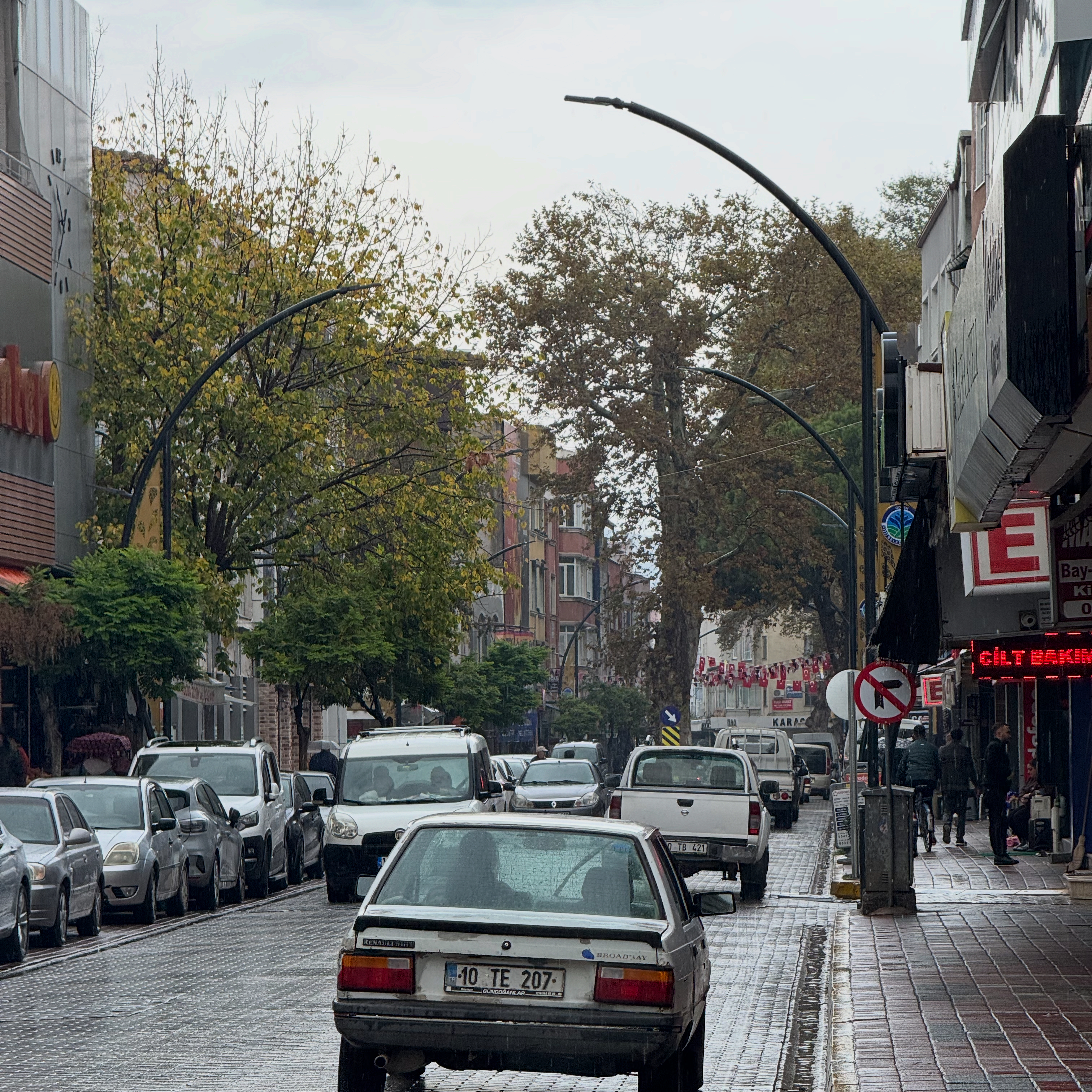 📍 Gönen’de Araç Sayısı Yükseliyor: 